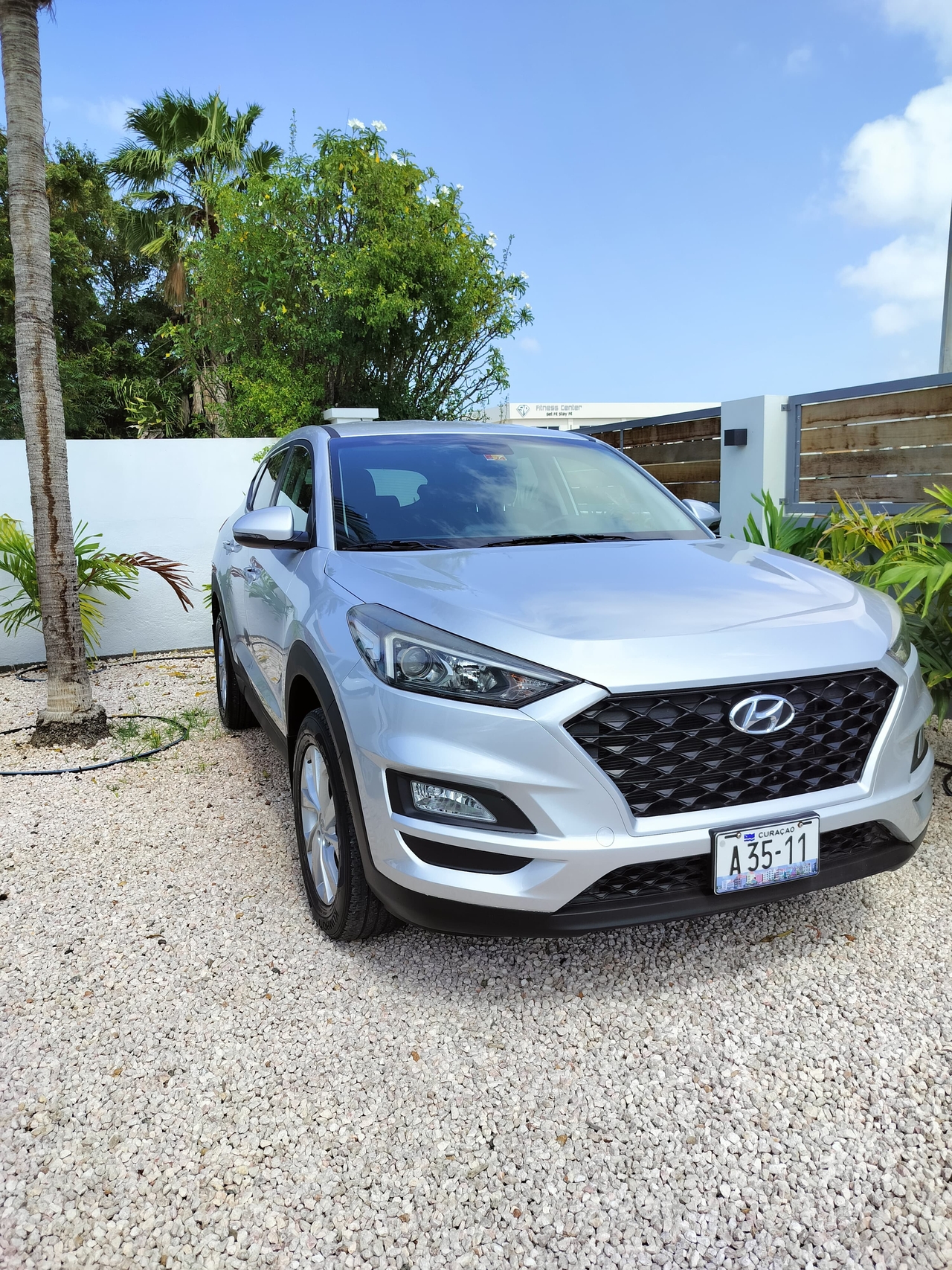 SUV