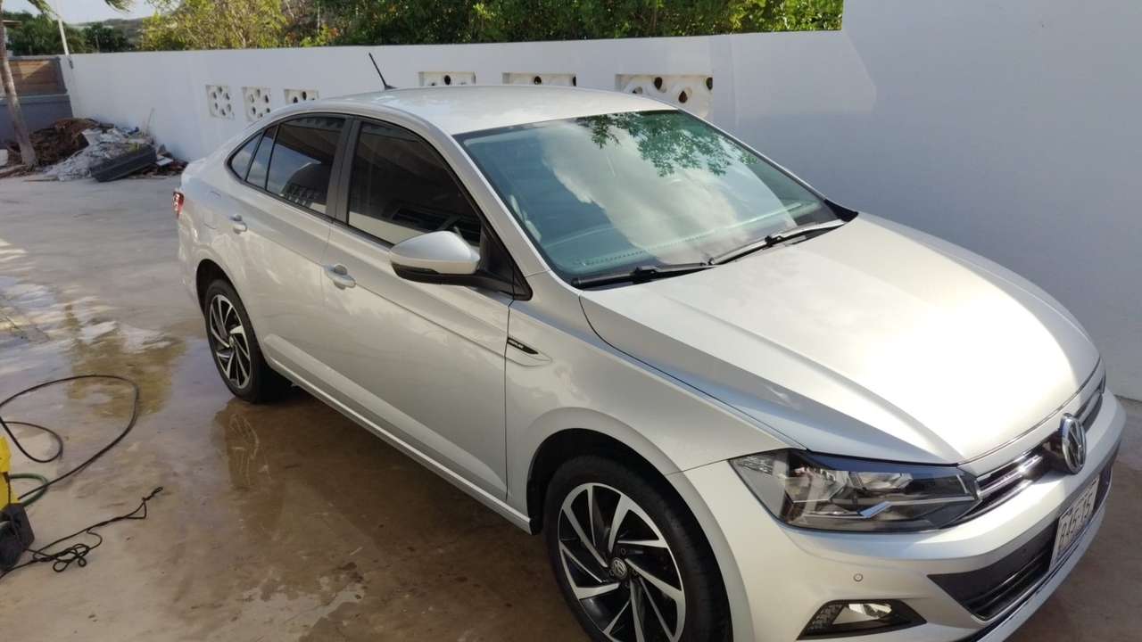 SEDAN