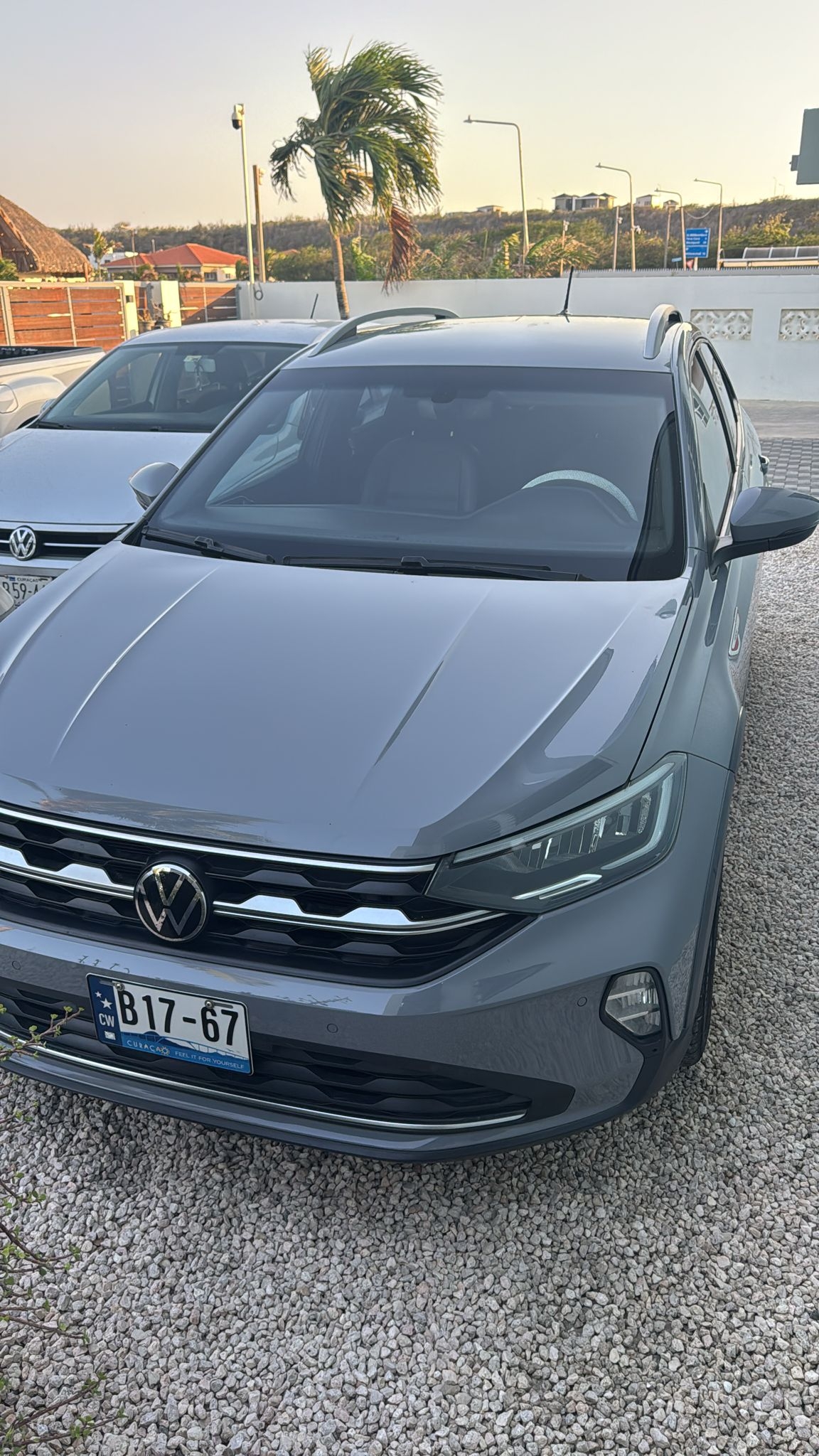 SUV