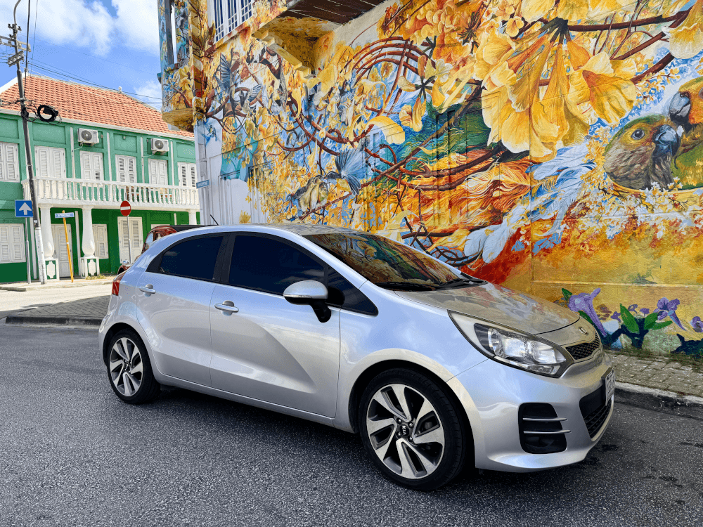 HATCHBACK